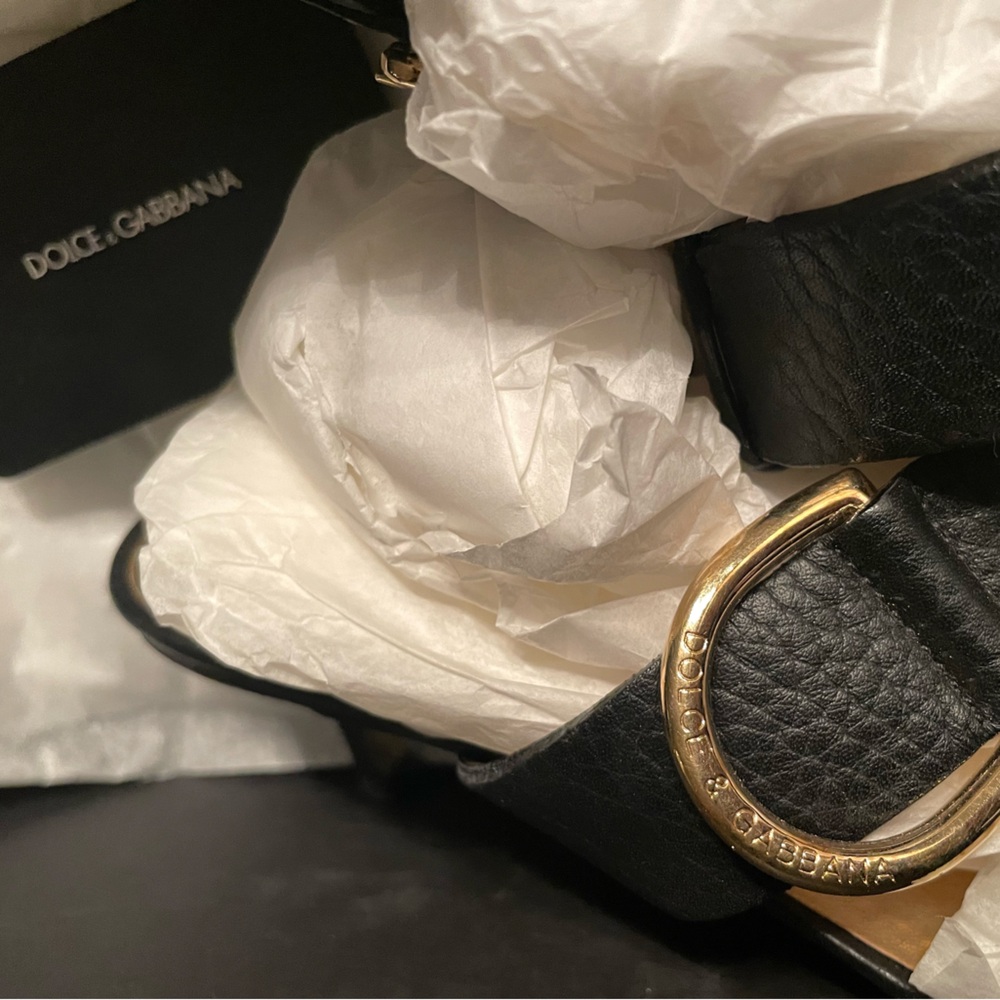Dolce & Gabbana Black and Gold Heels - Picture 10 of 12